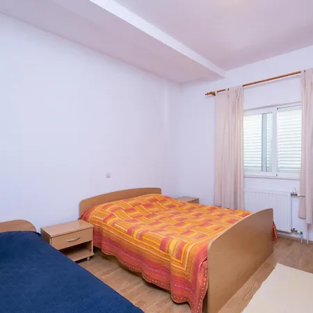 Ivona Appartement Lovište