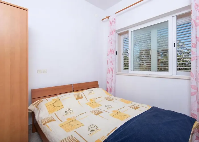 Ivona Apartment *
