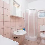 Ivona Apartman Loviste