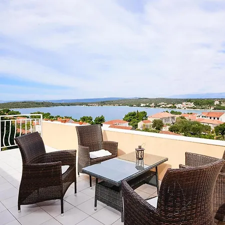 Apartment Ivona