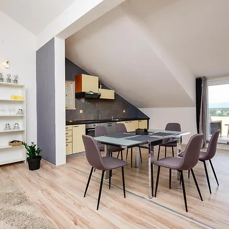 Ivona * Ловиште